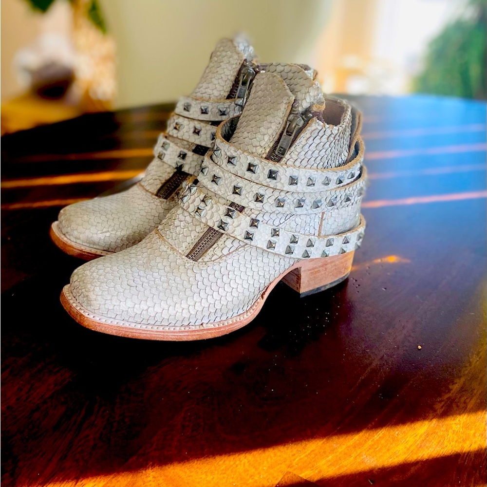 RARE FREEBIRD TRUTH SNAKESKIN BOOTIE
